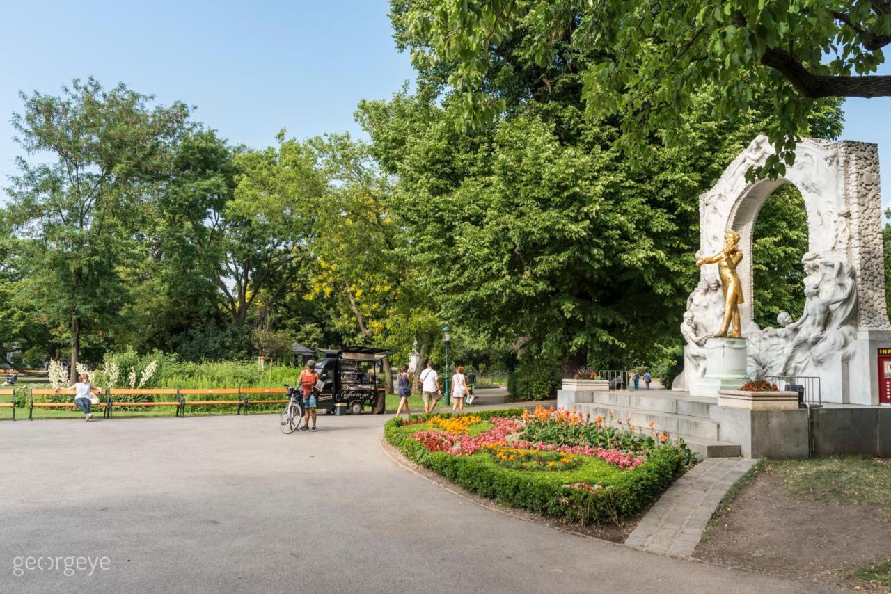 Die Fromme Hermine Vienna Exterior photo